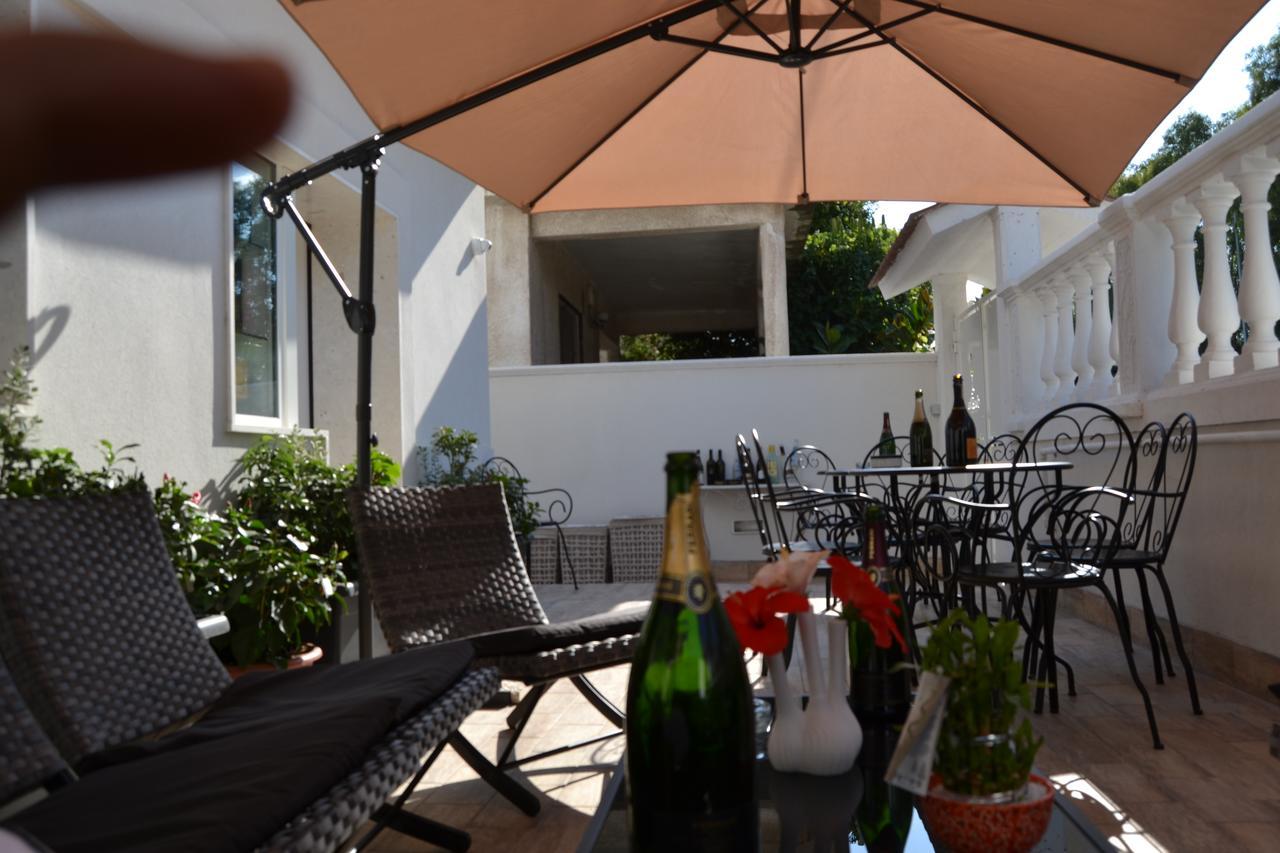 Bed And Breakfast Sun Wine Taranto Exteriör bild