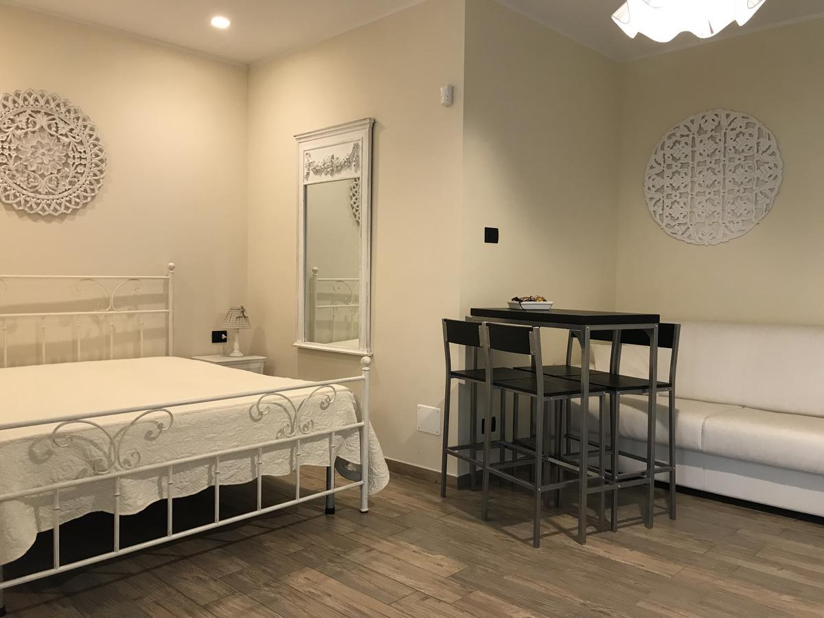 Bed And Breakfast Sun Wine Taranto Exteriör bild